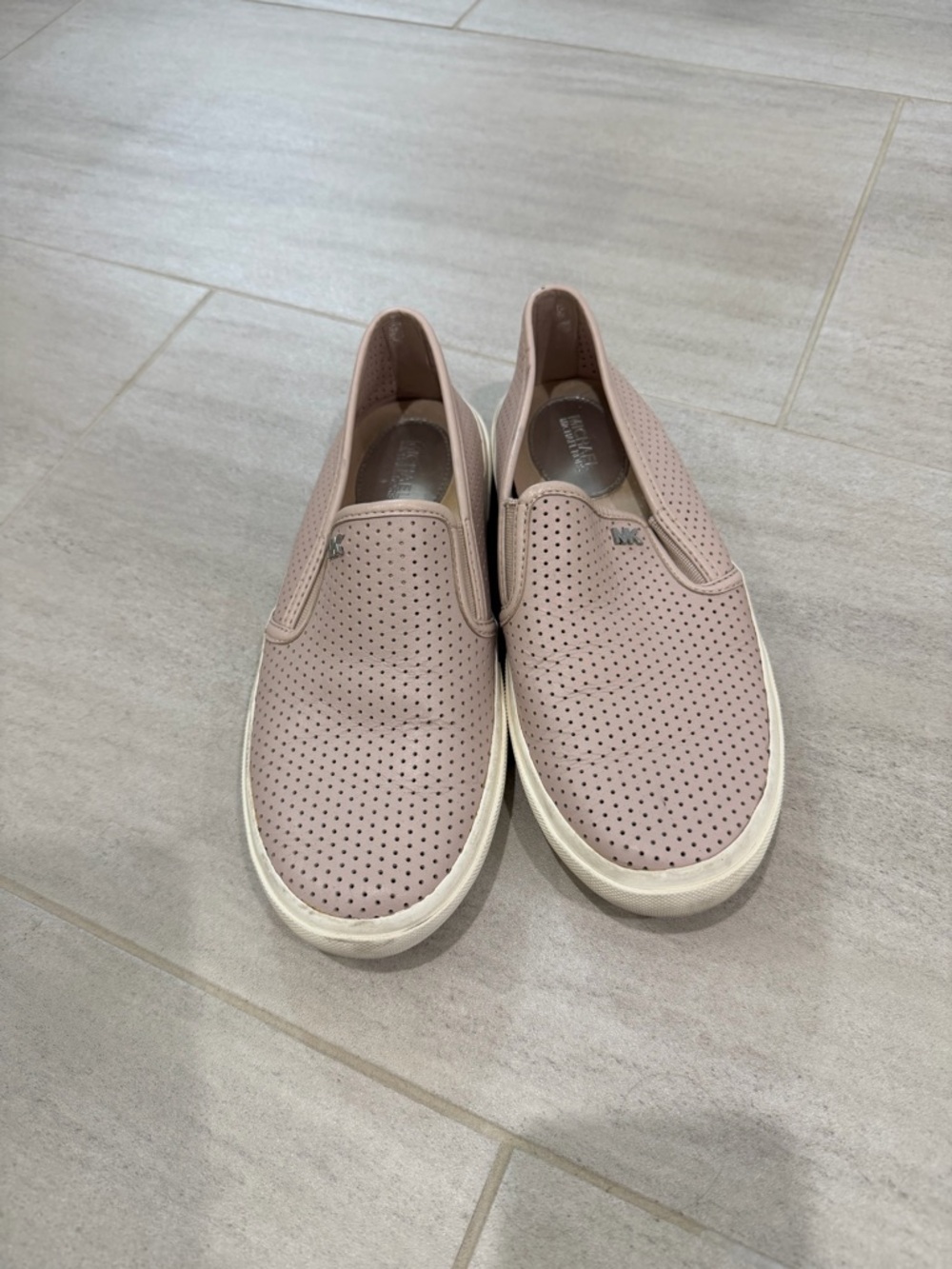 Michael Kors Leather Loafers creamy pink color